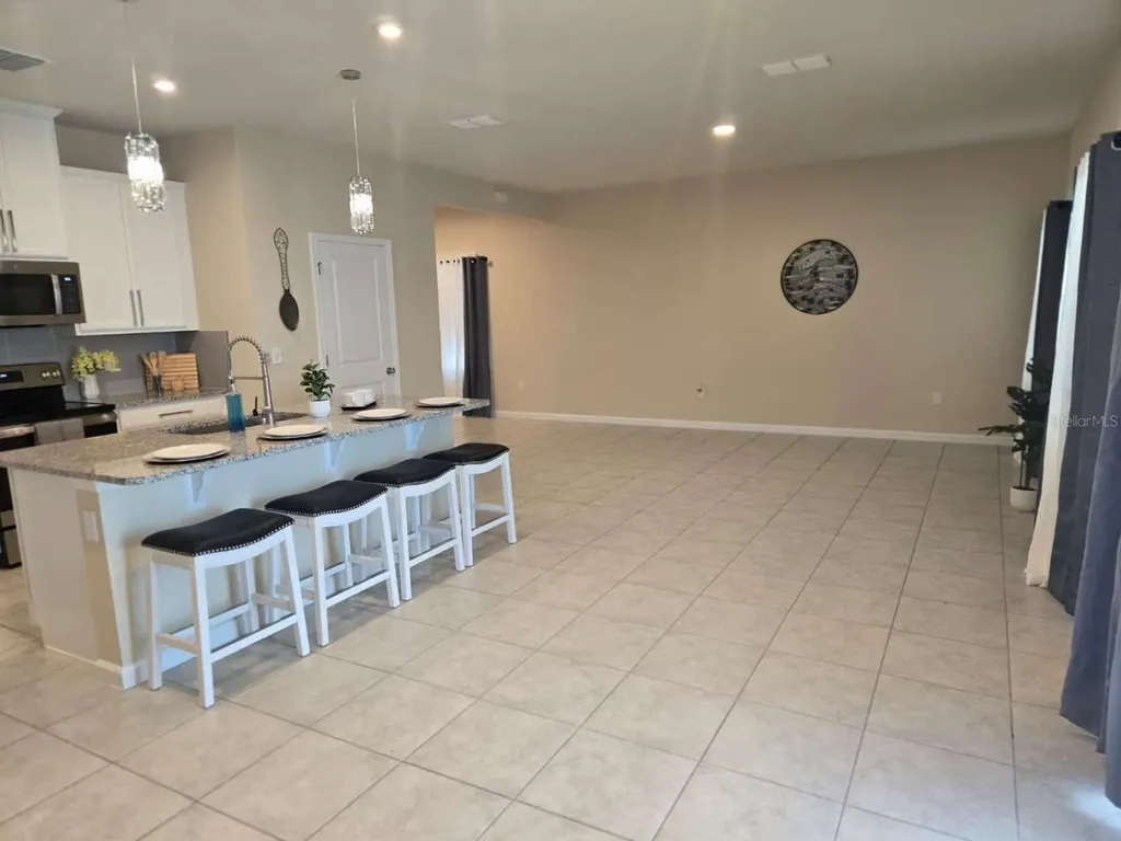 1564 Eucalyptus Way Davenport FL 33837