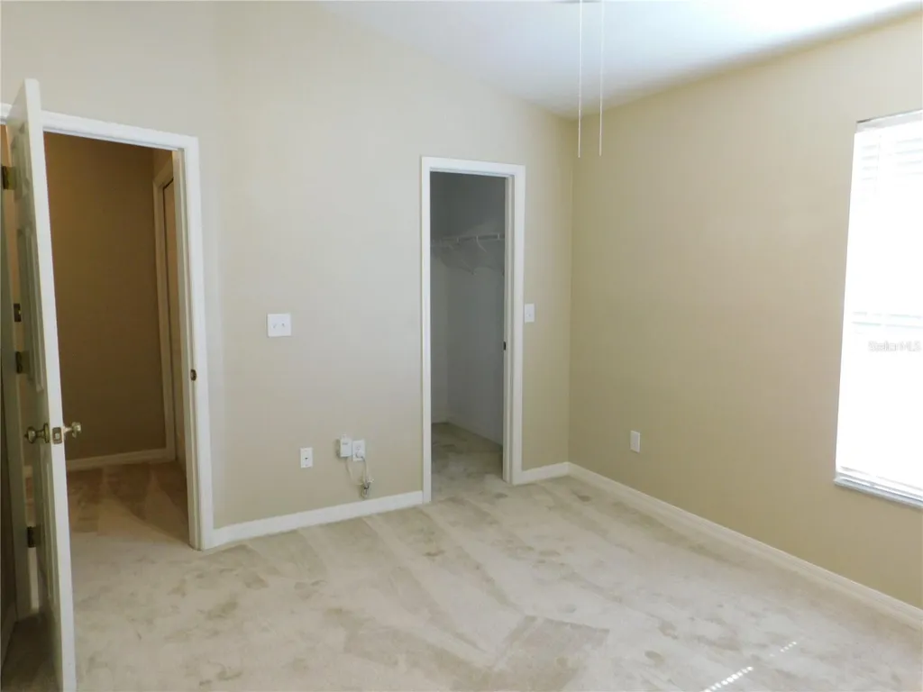 12450 Country White Circle Tampa FL 33635