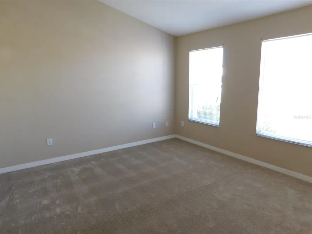 12450 Country White Circle Tampa FL 33635