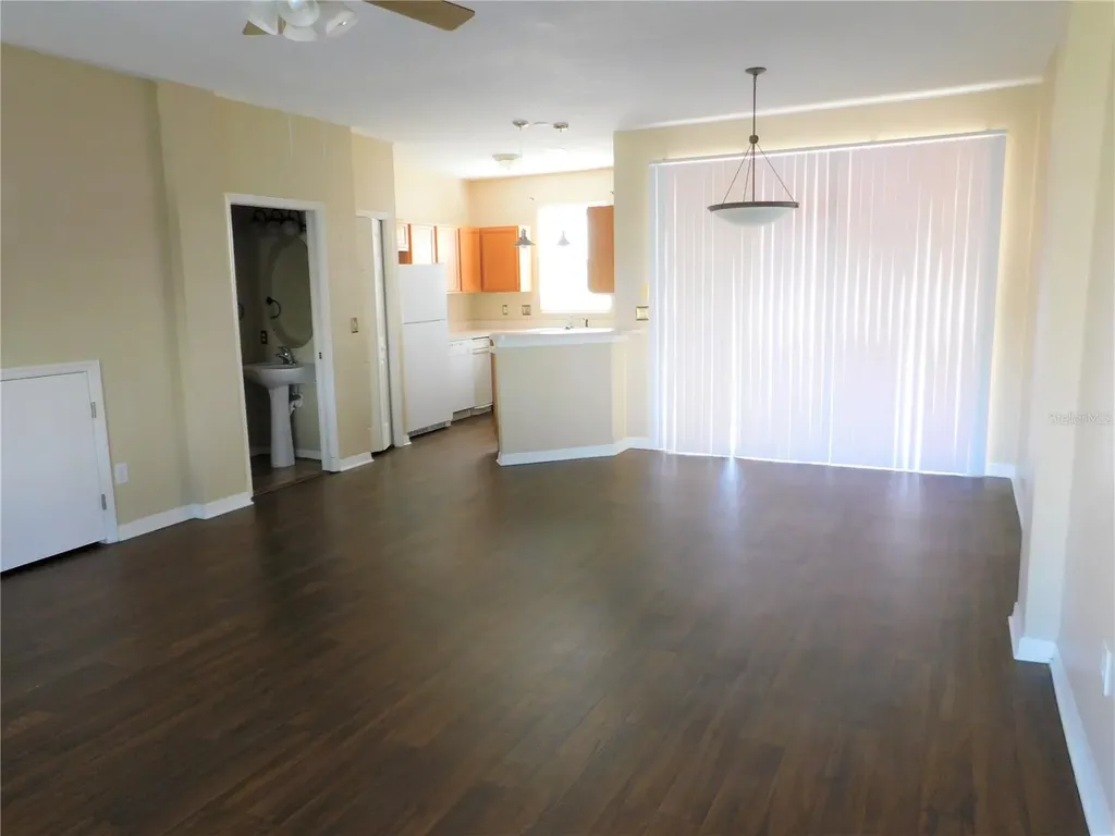 12450 Country White Circle Tampa FL 33635