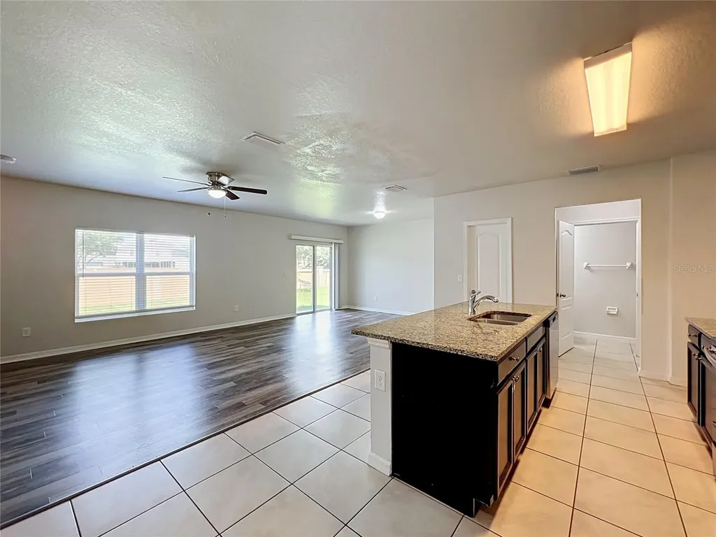 14425 Dunrobin Drive Wimauma FL 33598