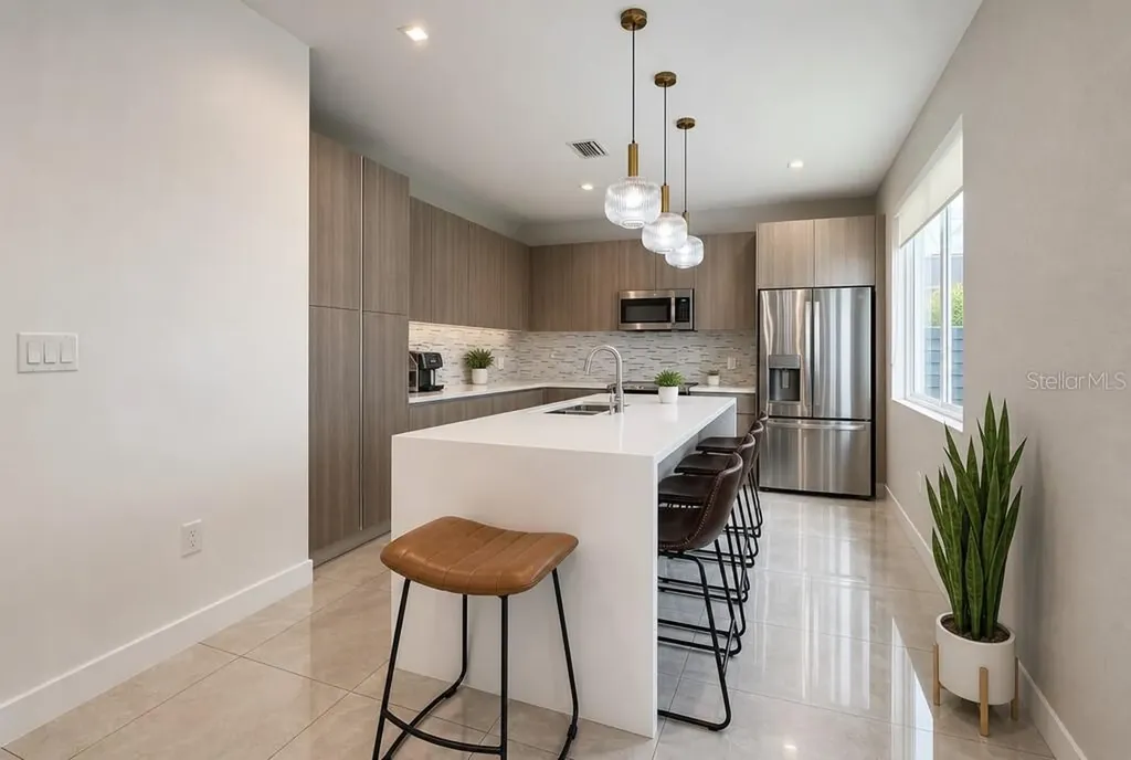 10384 NW 67th Terrace Doral FL 33178