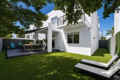 10384 NW 67th Terrace Doral FL 33178