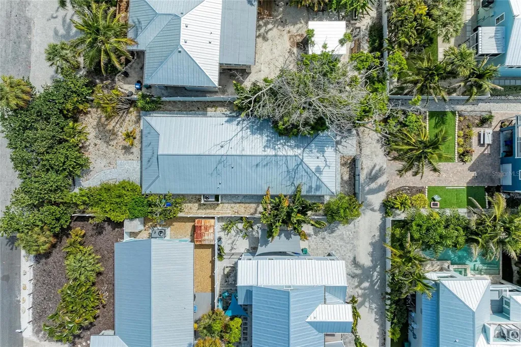580 Linley Street Longboat Key FL 34228