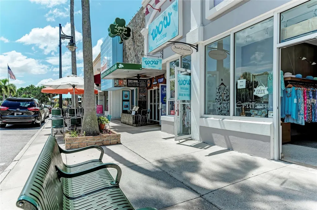 580 Linley Street Longboat Key FL 34228