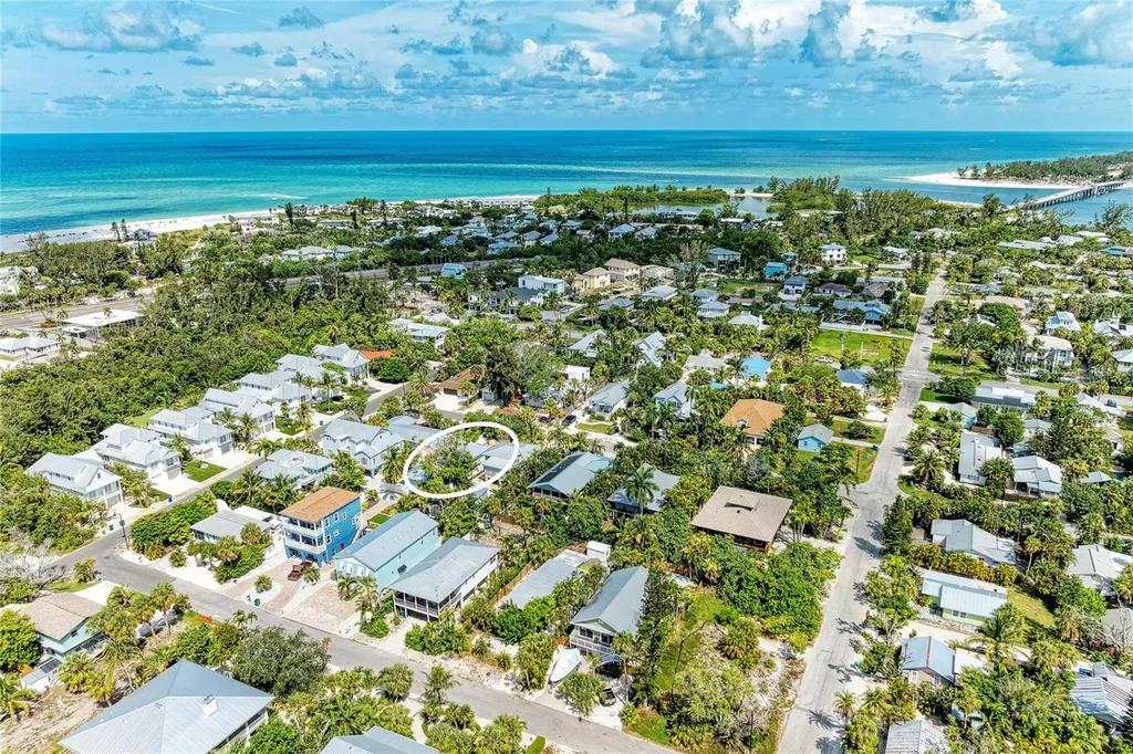 580 Linley Street Longboat Key FL 34228