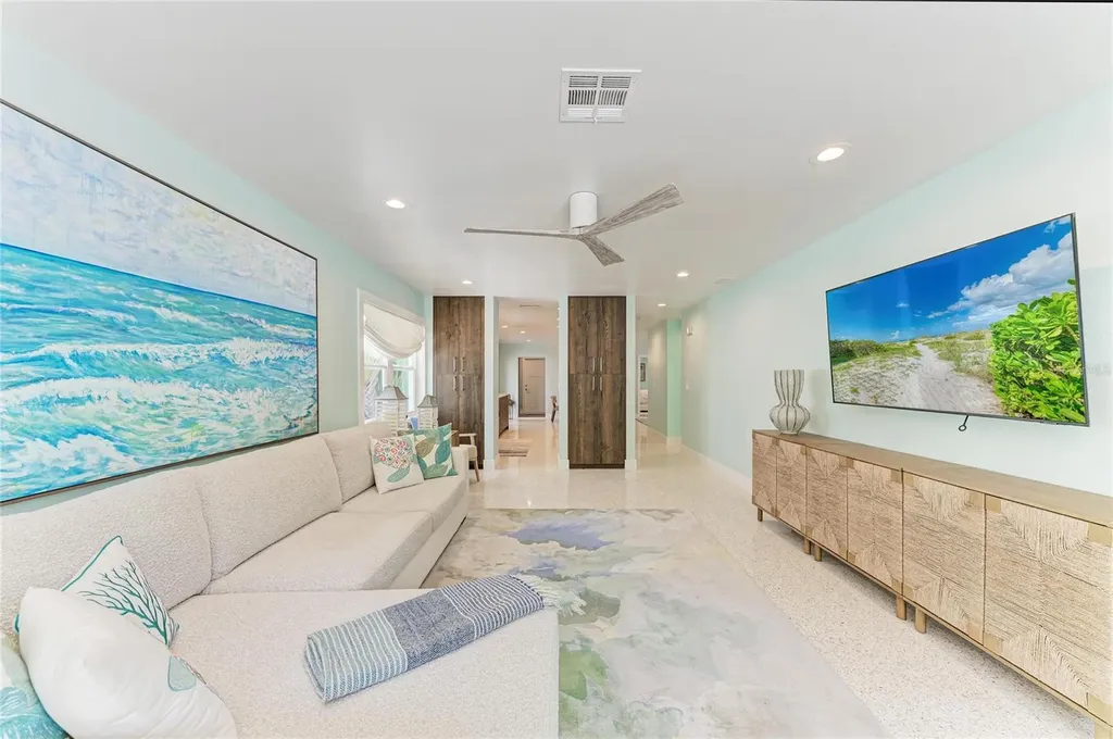 580 Linley Street Longboat Key FL 34228