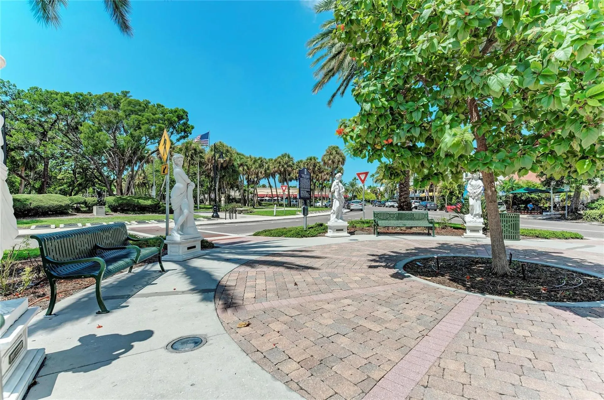 580 Linley Street Longboat Key FL 34228