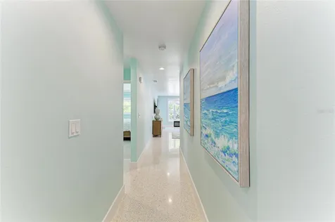 580 Linley Street Longboat Key FL 34228