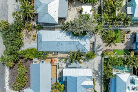 580 Linley Street Longboat Key FL 34228