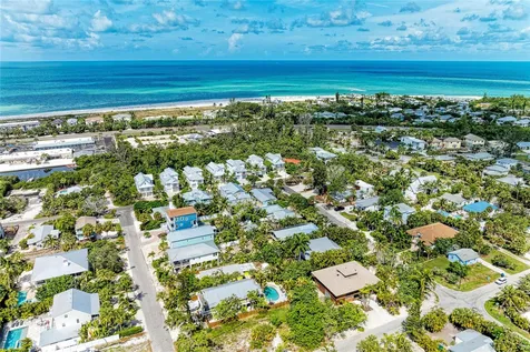 580 Linley Street Longboat Key FL 34228