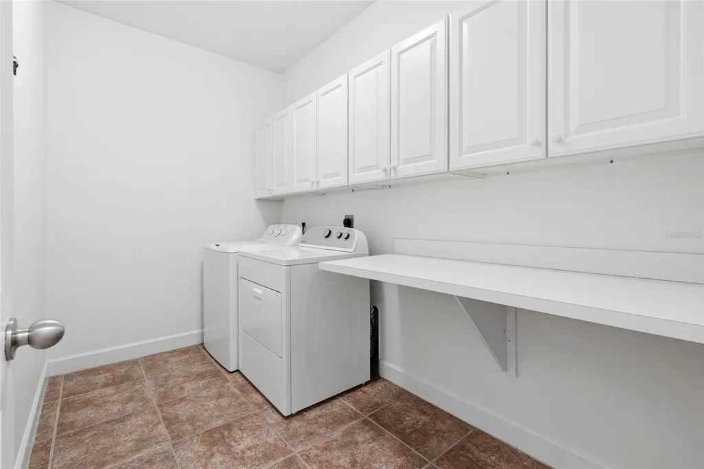 8693 SW 76th Place Gainesville FL 32608