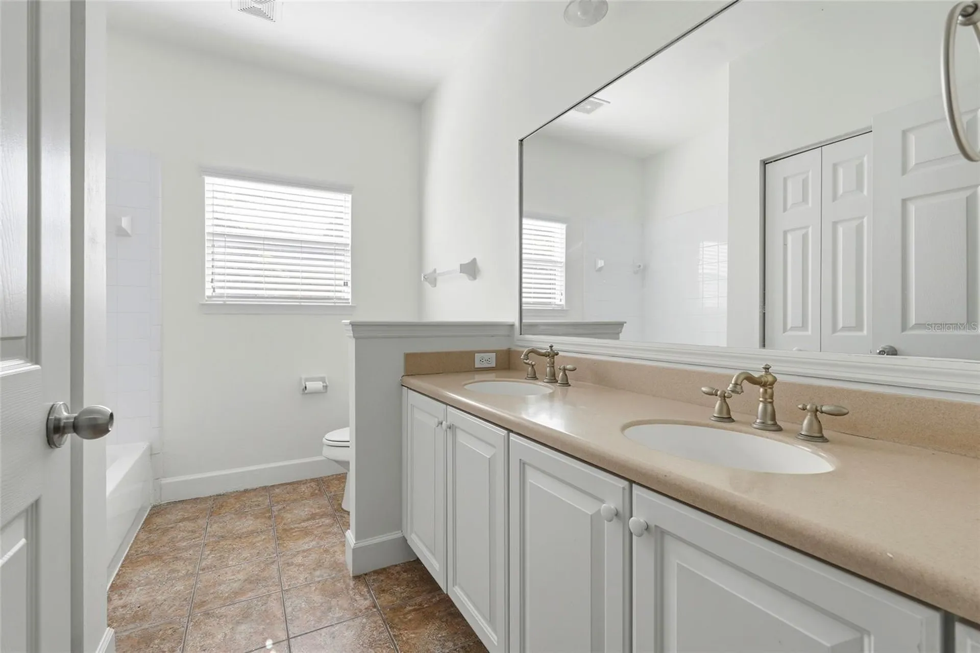 8693 SW 76th Place Gainesville FL 32608