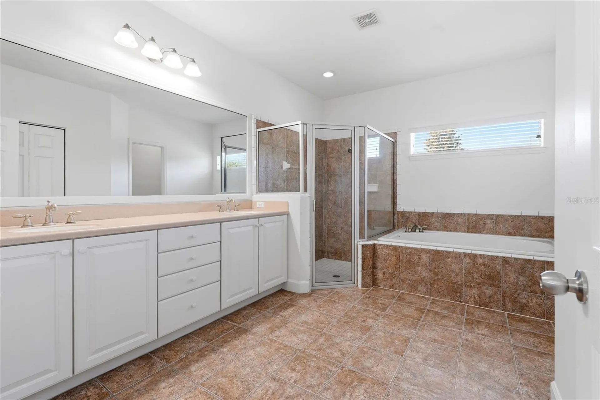 8693 SW 76th Place Gainesville FL 32608