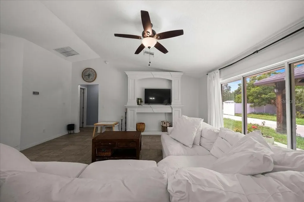 60 Owens Street Umatilla FL 32784