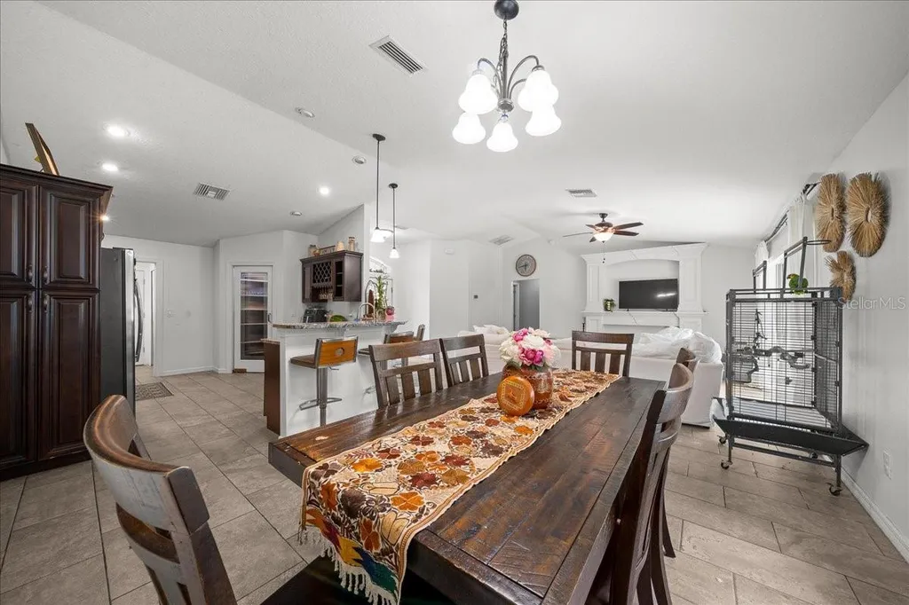 60 Owens Street Umatilla FL 32784