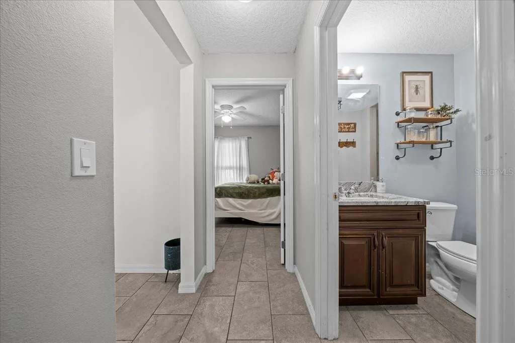 60 Owens Street Umatilla FL 32784