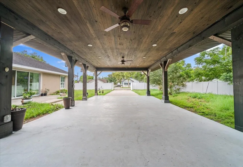 60 Owens Street Umatilla FL 32784