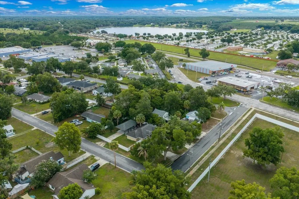 60 Owens Street Umatilla FL 32784