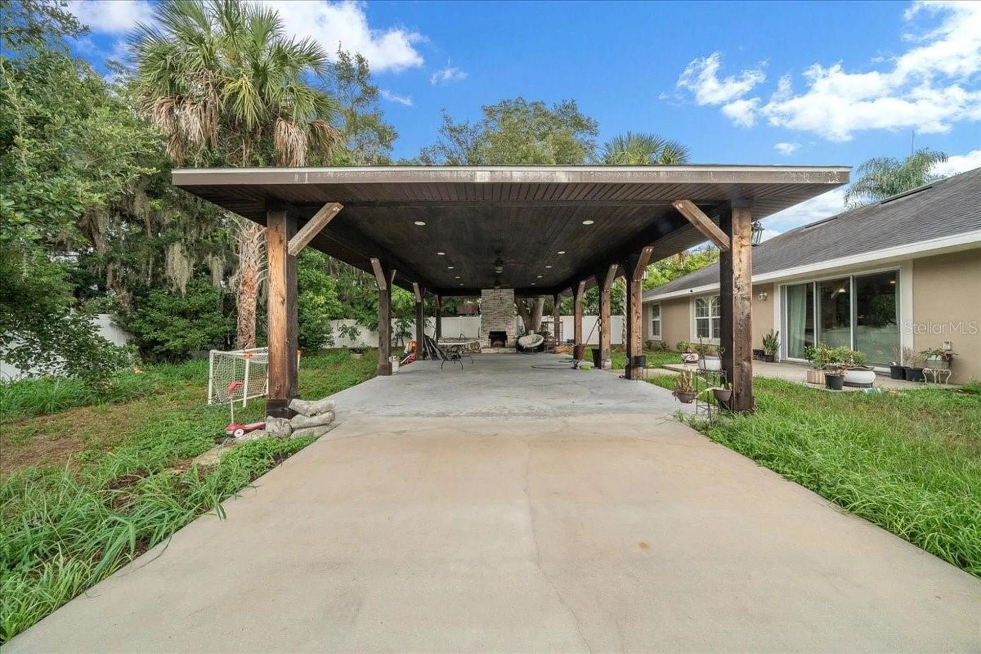60 Owens Street Umatilla FL 32784