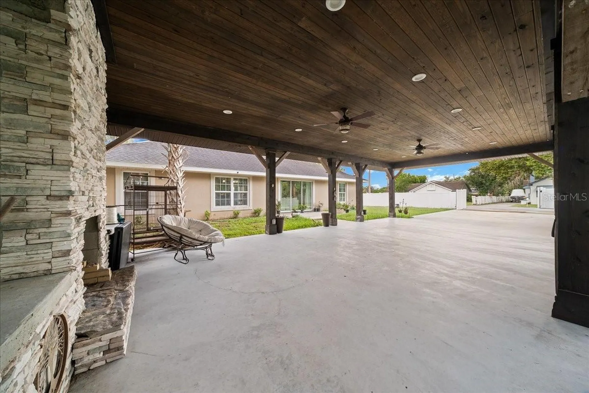 60 Owens Street Umatilla FL 32784