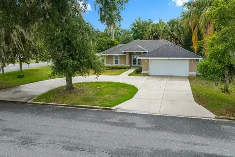 60 Owens Street Umatilla FL 32784