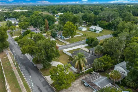 60 Owens Street Umatilla FL 32784