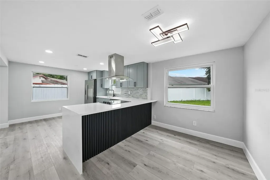 7901 Timberlane West Drive Tampa FL 33615