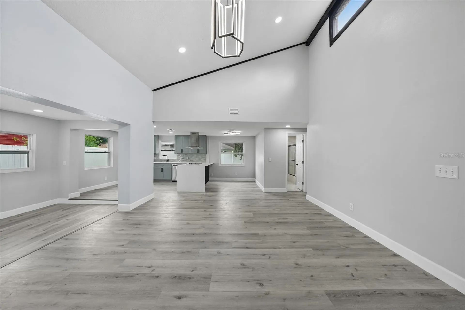 7901 Timberlane West Drive Tampa FL 33615