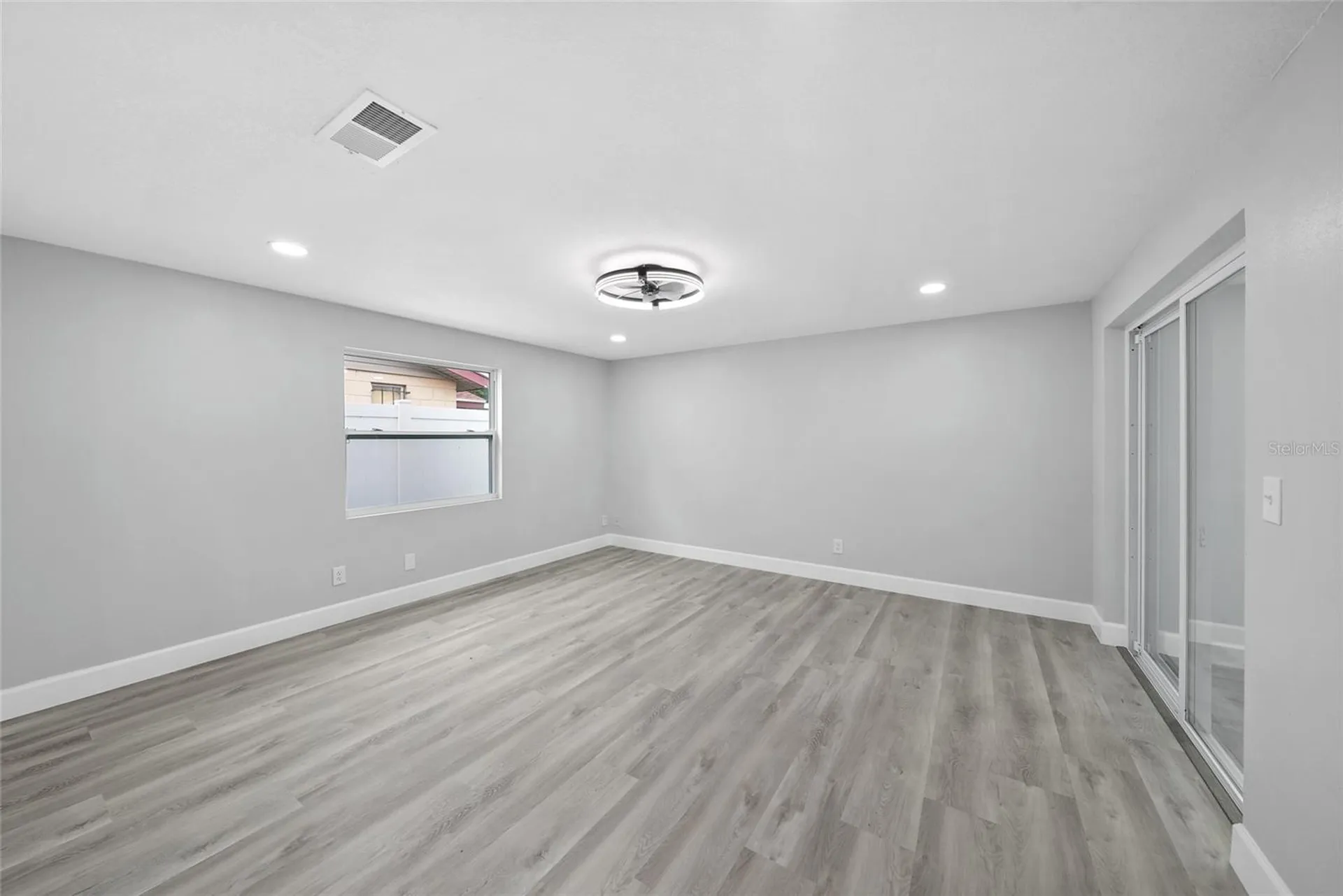 7901 Timberlane West Drive Tampa FL 33615