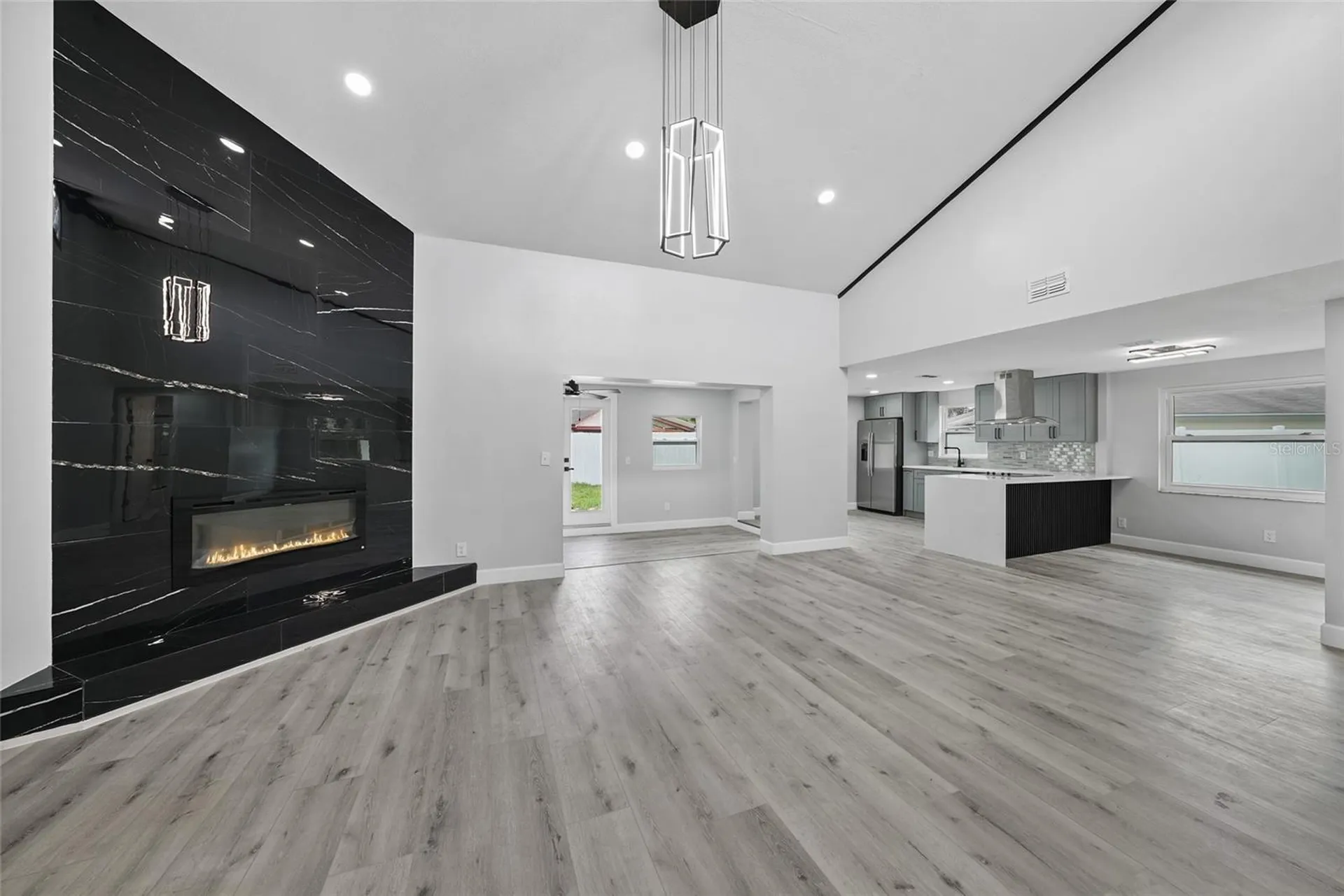 7901 Timberlane West Drive Tampa FL 33615