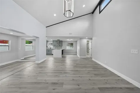 7901 Timberlane West Drive Tampa FL 33615