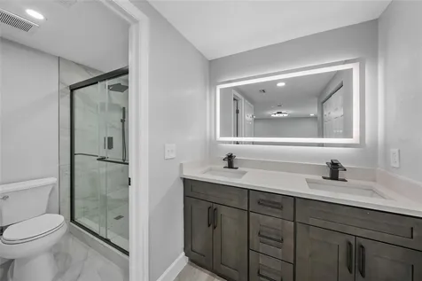 7901 Timberlane West Drive Tampa FL 33615