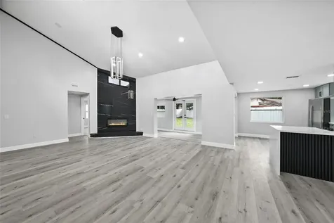 7901 Timberlane West Drive Tampa FL 33615
