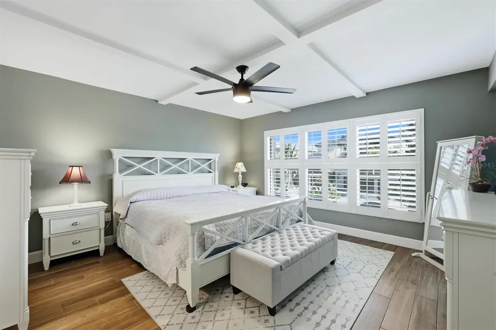 1001 Benjamin Franklin Drive Sarasota FL 34236