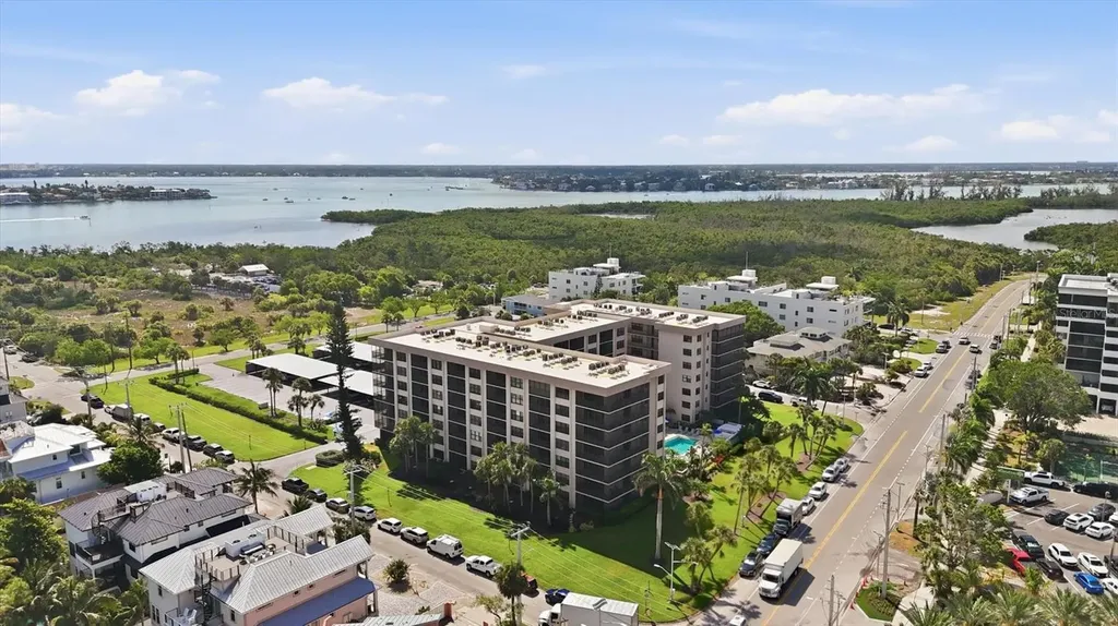 1001 Benjamin Franklin Drive Sarasota FL 34236