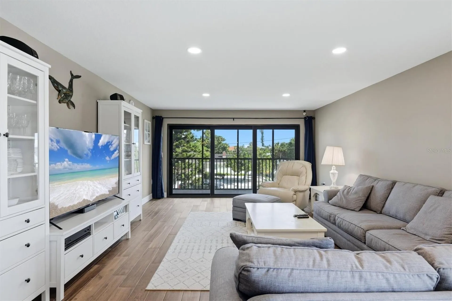 1001 Benjamin Franklin Drive Sarasota FL 34236
