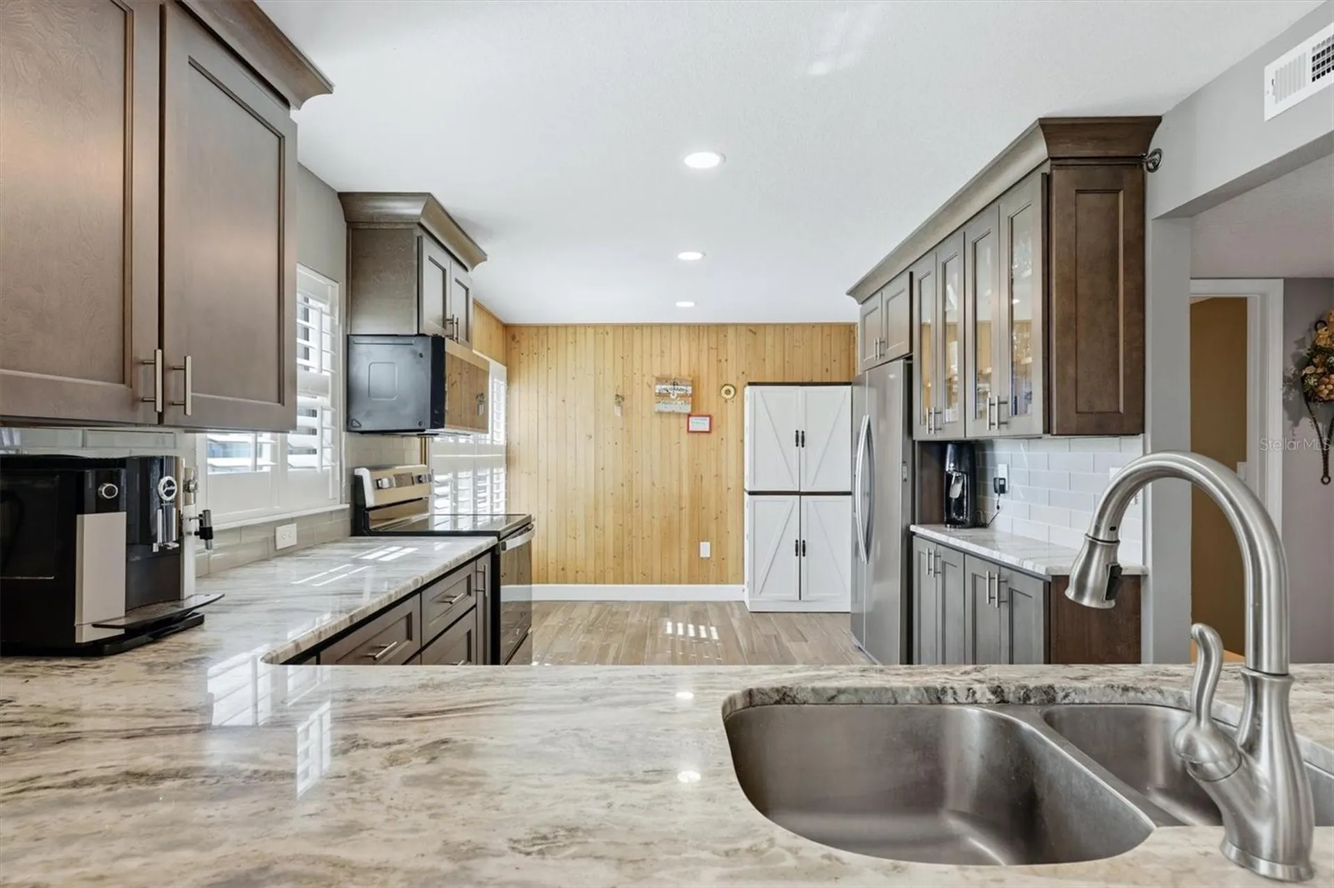 1001 Benjamin Franklin Drive Sarasota FL 34236