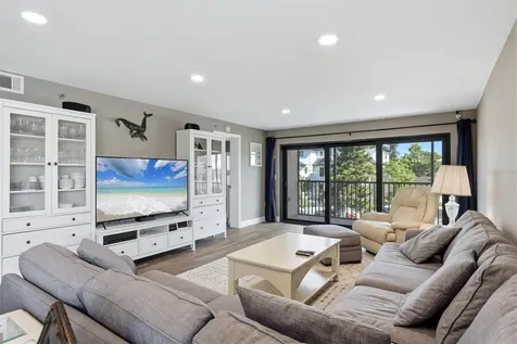 1001 Benjamin Franklin Drive Sarasota FL 34236