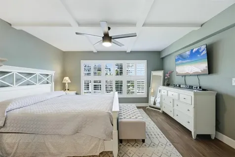 1001 Benjamin Franklin Drive Sarasota FL 34236