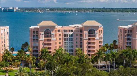 4971 Bacopa Lane S St Petersburg FL 33715