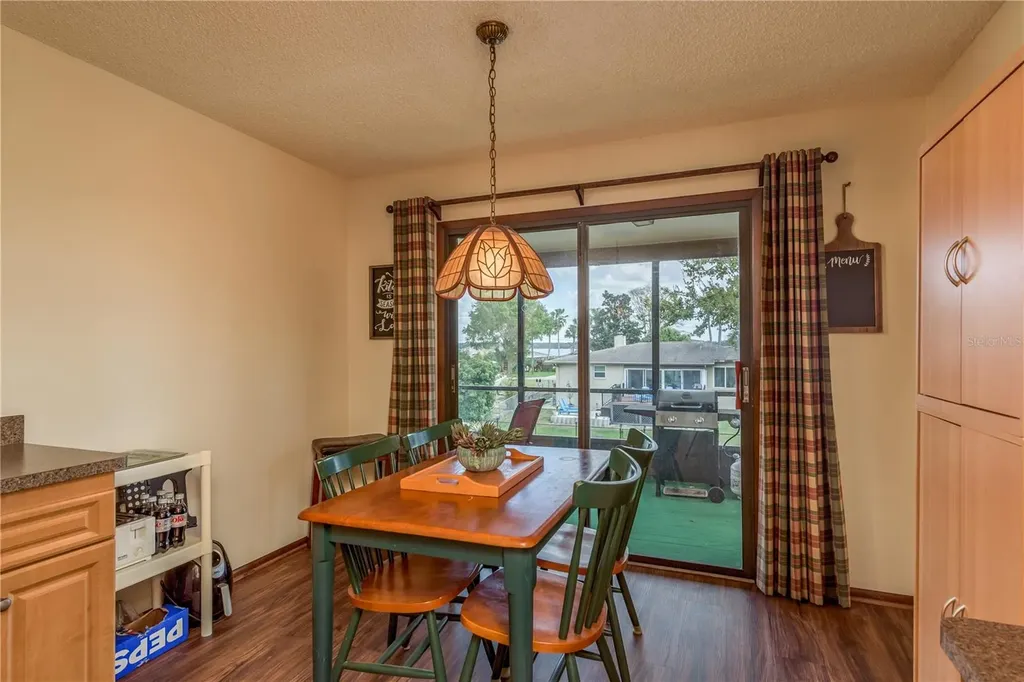 1462 Lakeview Drive Tarpon Springs FL 34689