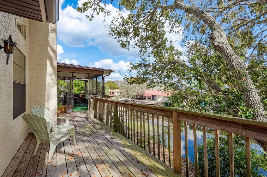 1462 Lakeview Drive Tarpon Springs FL 34689
