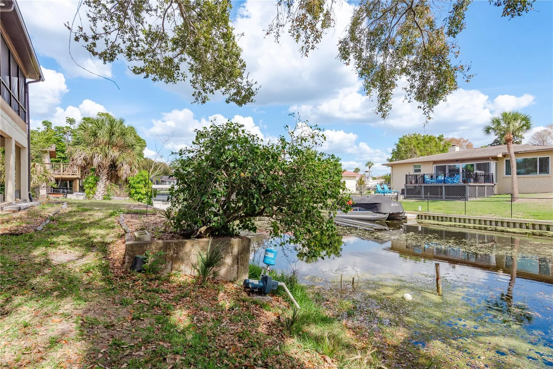 1462 Lakeview Drive Tarpon Springs FL 34689