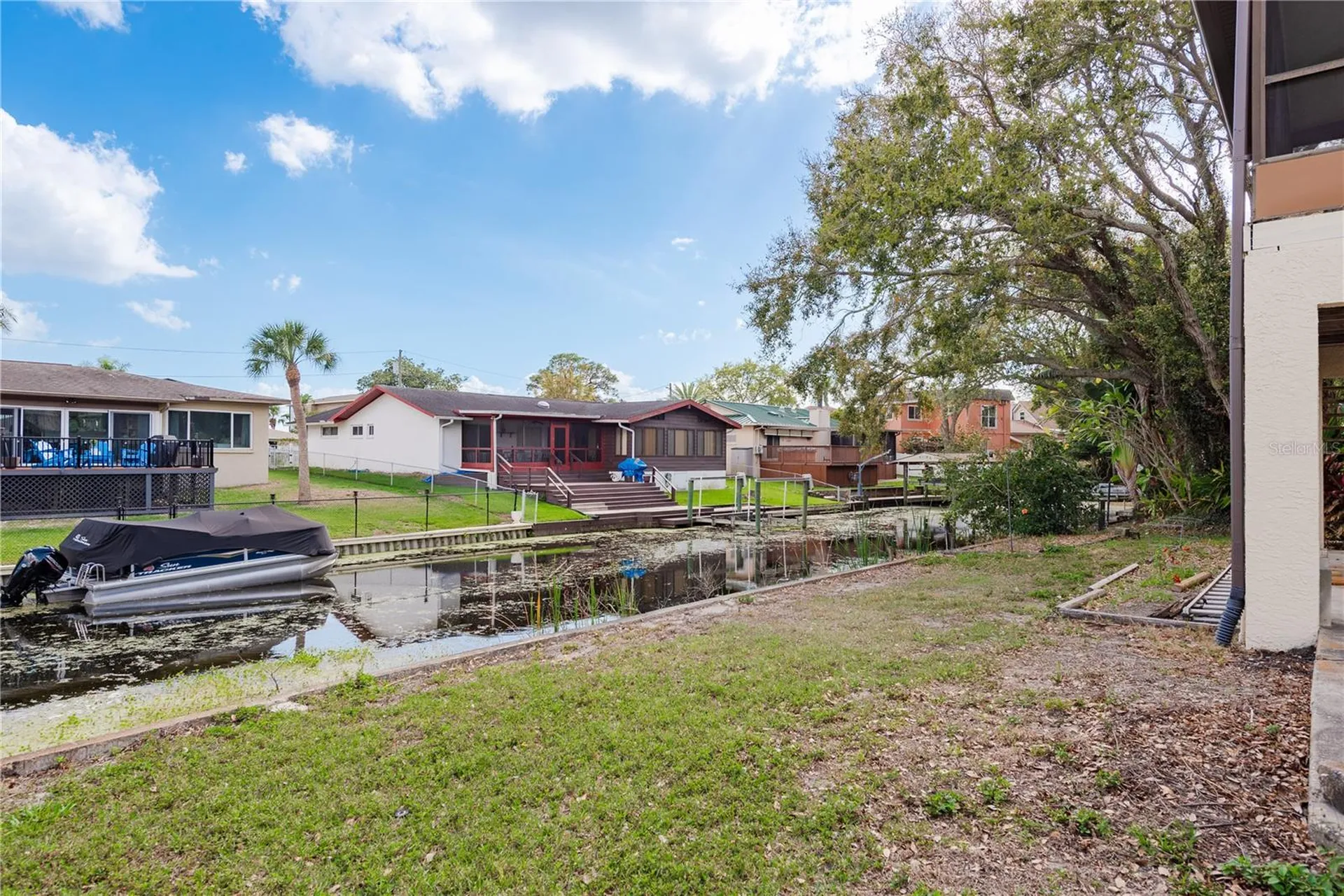 1462 Lakeview Drive Tarpon Springs FL 34689
