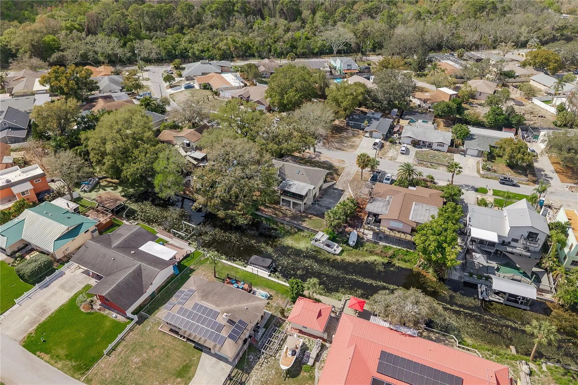 1462 Lakeview Drive Tarpon Springs FL 34689