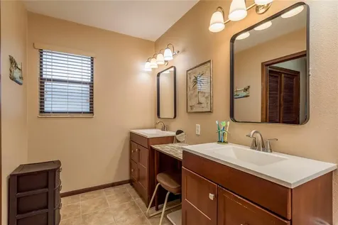 1462 Lakeview Drive Tarpon Springs FL 34689