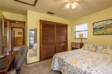 1462 Lakeview Drive Tarpon Springs FL 34689