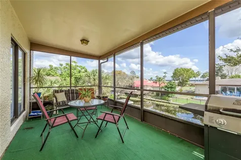 1462 Lakeview Drive Tarpon Springs FL 34689
