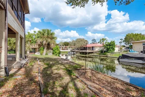1462 Lakeview Drive Tarpon Springs FL 34689